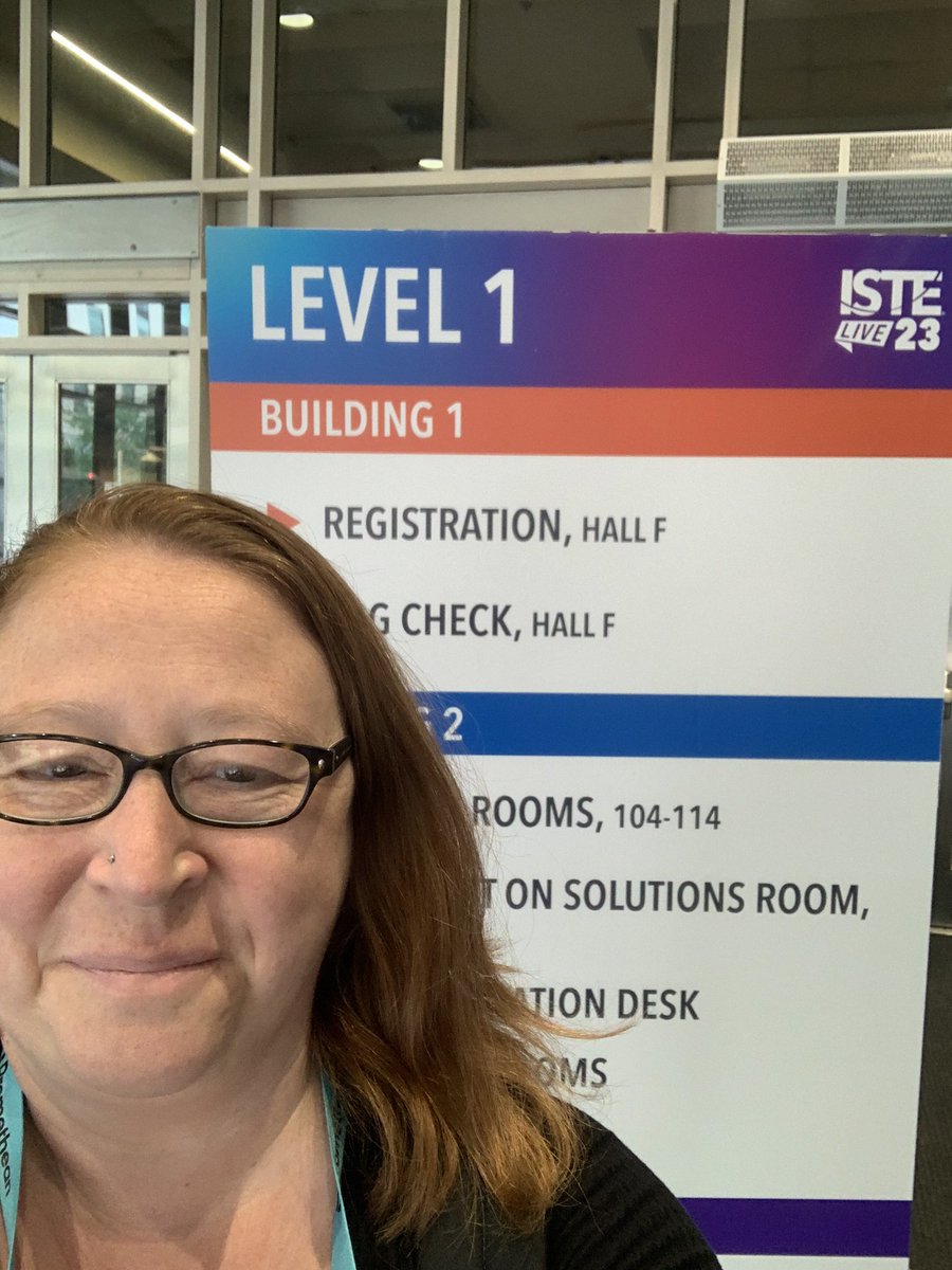 𝒜𝓃𝓃𝒶 𝑀𝓊𝑒𝓈𝓈𝒾𝑔 tweet media