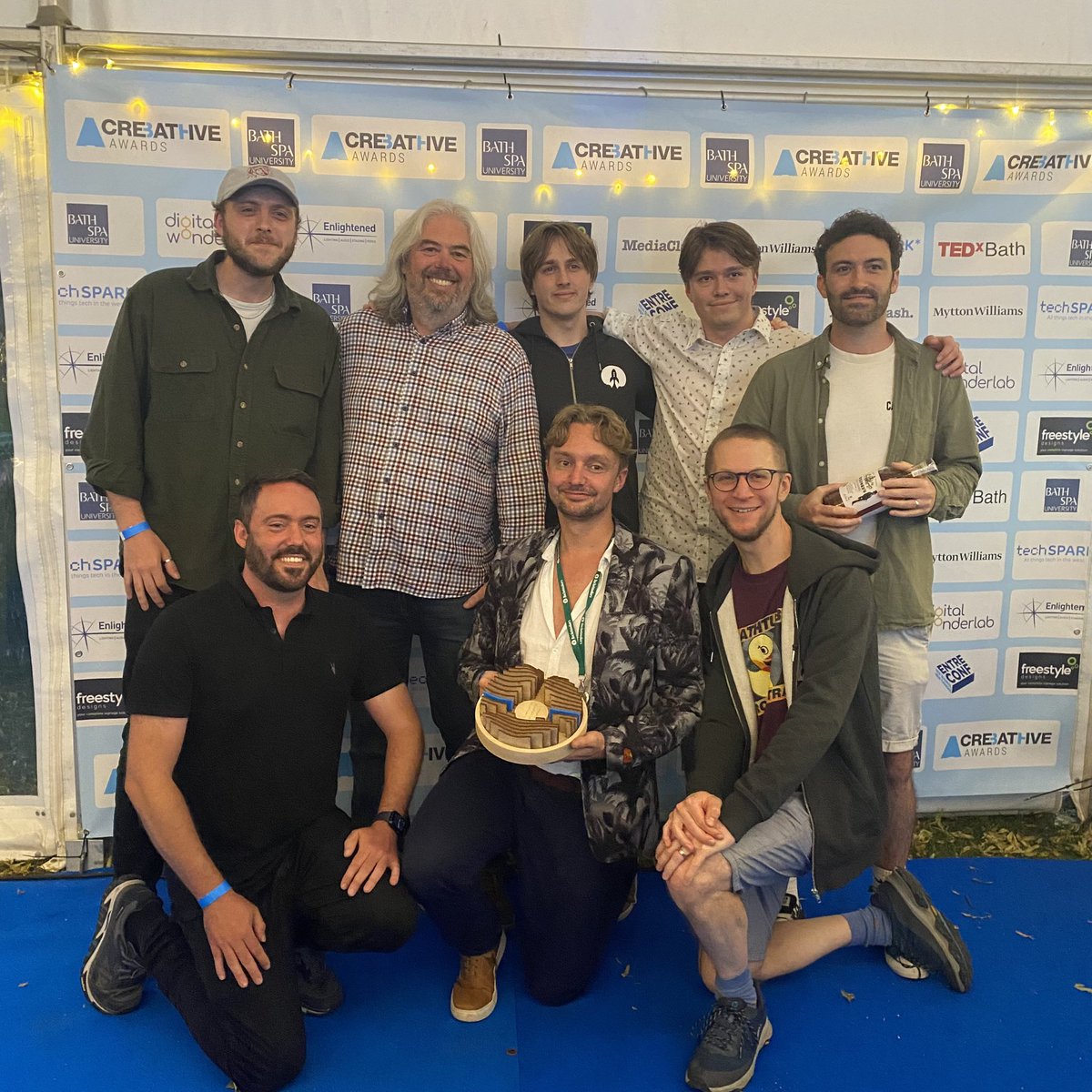 Creative Bath tweet media