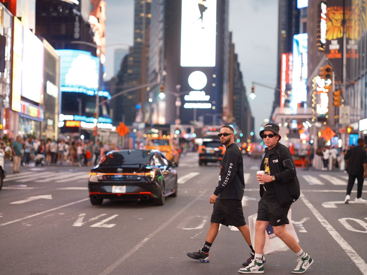 $LIM Y?OUNG tweet media