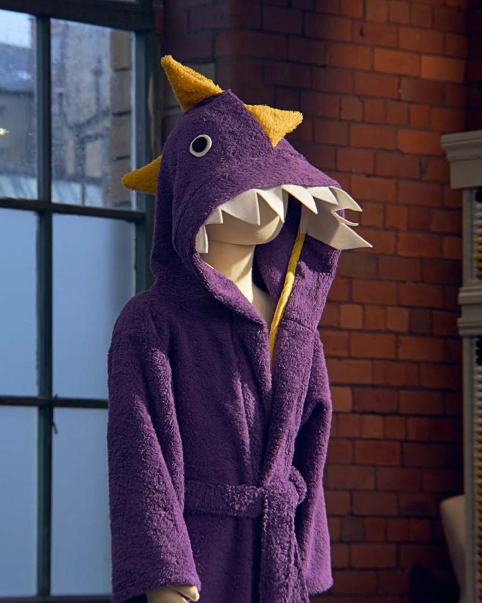 sewingbee's tweet photo. Bedtime is even more roarsome with our dragon dressing gown 🐉  Download the free pattern on our website: https://t.co/DVddip4Of0 #SewingBee https://t.co/xGzfA0dRWR