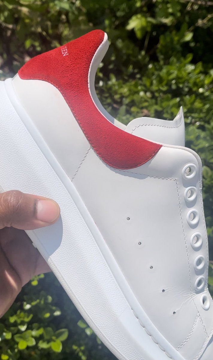 UncappedATL's tweet photo. Bleach stains? No problem 💯 https://t.co/j2MvneTbvJ