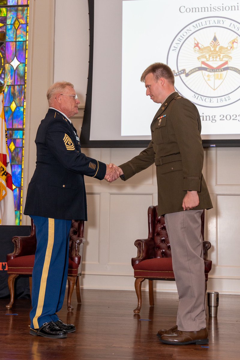 MarionMilitary's tweet image. DYK you can commission in just 2 years at MMI? We salute these newest #MarionMade Army officers preparing to transfer to their follow-on universities in Fall '23. Seems like yesterday that they reported for Basic Camp at Fort Knox. #armyrotc @MmiRotc