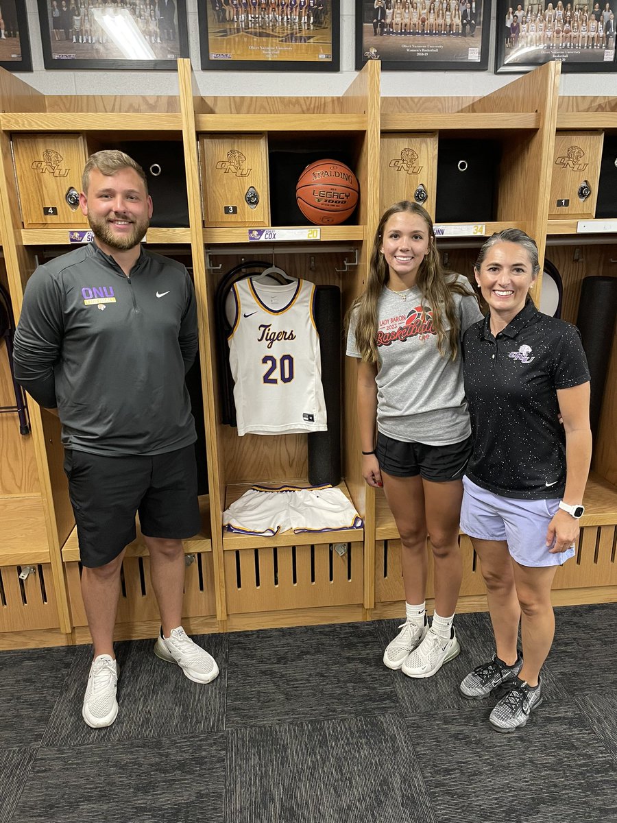 ashleycox0320's tweet photo. Thank you Coach Lauren and Coach Evan for the visit today! Enjoyed seeing campus and facilities and talking basketball! Looking forward to coming back in August! @ONU_Tigerball @vjhAlways100 @Goodwelltrained @BaronGirlsBball https://t.co/qFA8tbHM5m