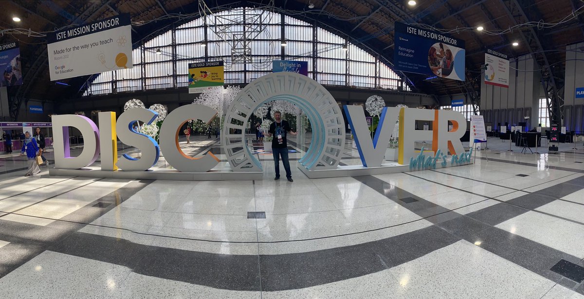 Tim Jones 📖 | Bluesky/TikTok/IG @themisterlibrary tweet media