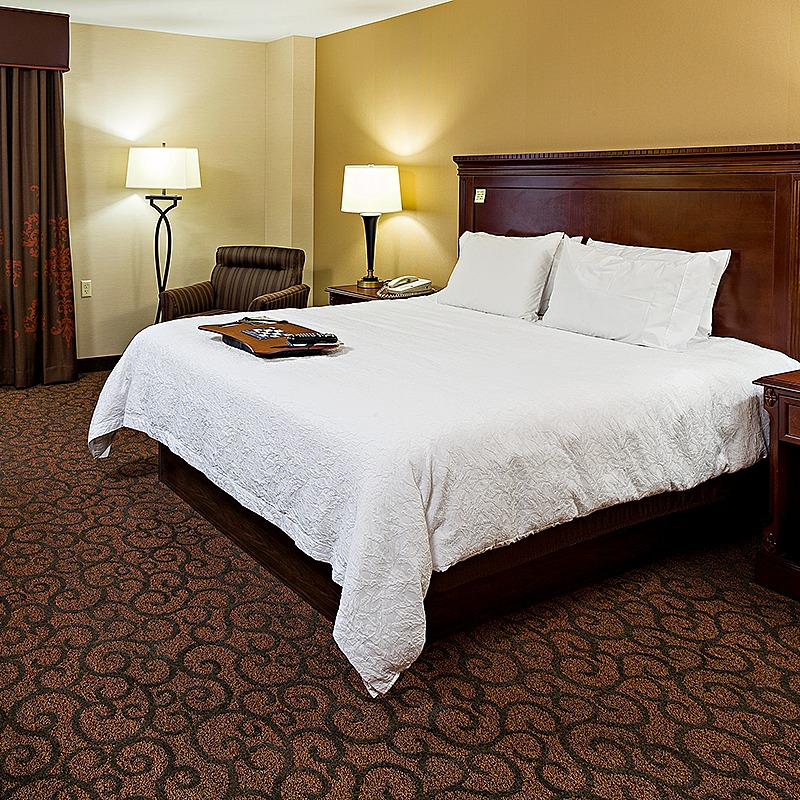 HamptonInnNH's tweet photo. Vacation time!  How great would it be to get away for a couple days.  The White Mountains are calling and they said it is going be fun and relaxing.  Escape to Northern New Hampshire.
Hilton is here to help with special summer offers.  https://t.co/62EfgcRyUO https://t.co/ppX351dezR
