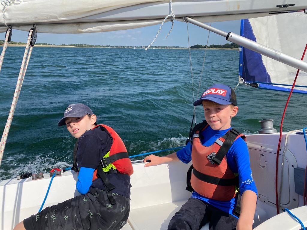 Jessie Younghusband School tweet media