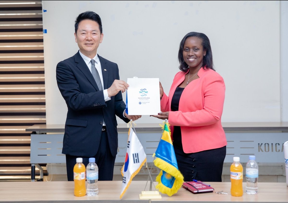 RwandaPolytec's tweet photo. The purpose of this visit was to gain insights into the innovative initiatives undertaken at the ICT Innovation Center. 
The visit involved a comprehensive tour of the facility, presentations on the center's achievements and projects, as well as interactive discussions. https://t.co/X1r8xTTDP8