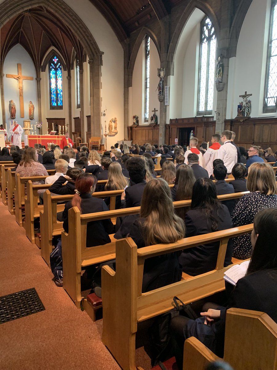 Archbishop Ilsley Catholic School tweet media