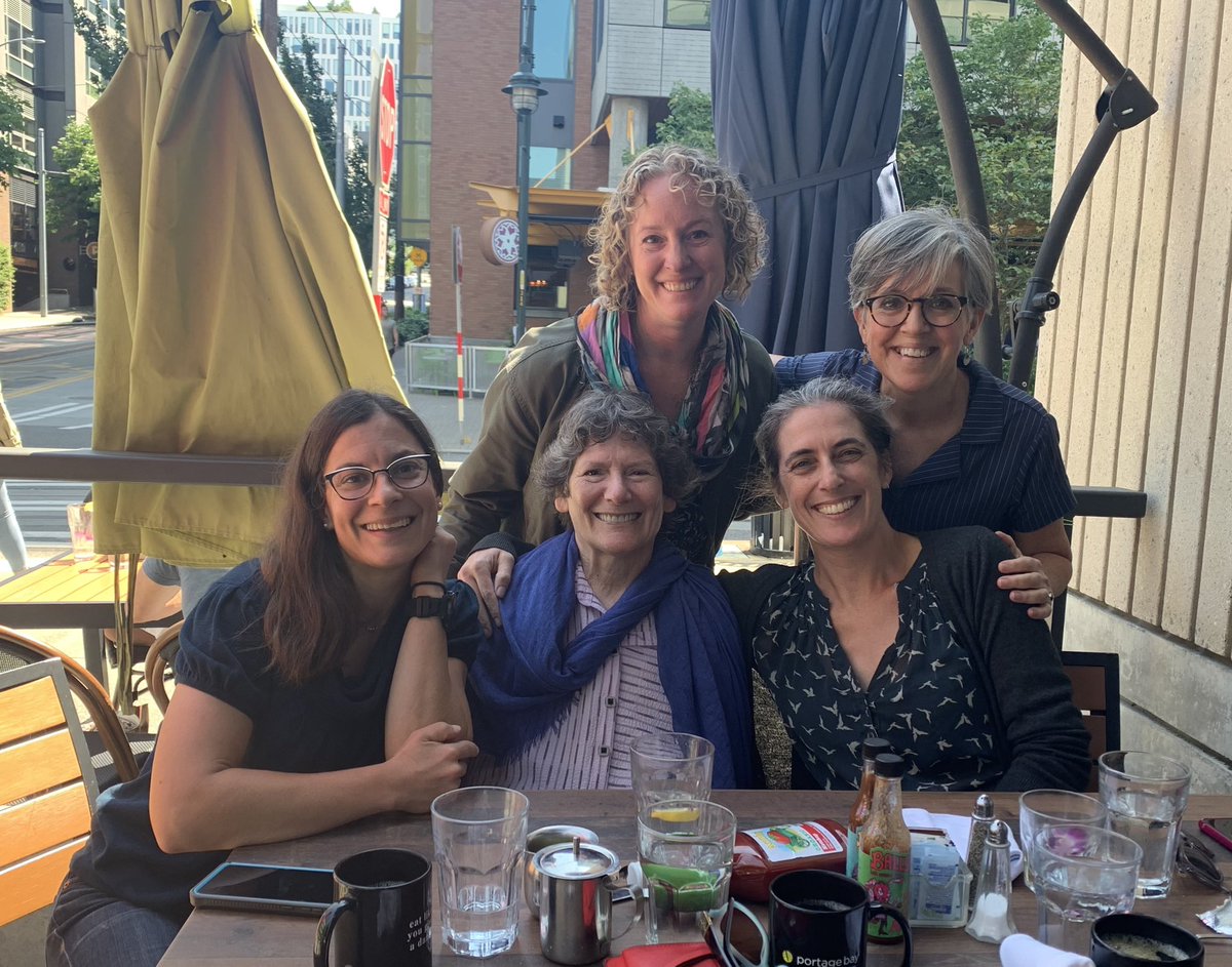 Great to connect in person with @ACSM EIM @uwsph @APTAGeri_HPWsig @TAMU_CPHA colleagues in Seattle! @elevatingEBP #PhysicalActivity #OlderAdults