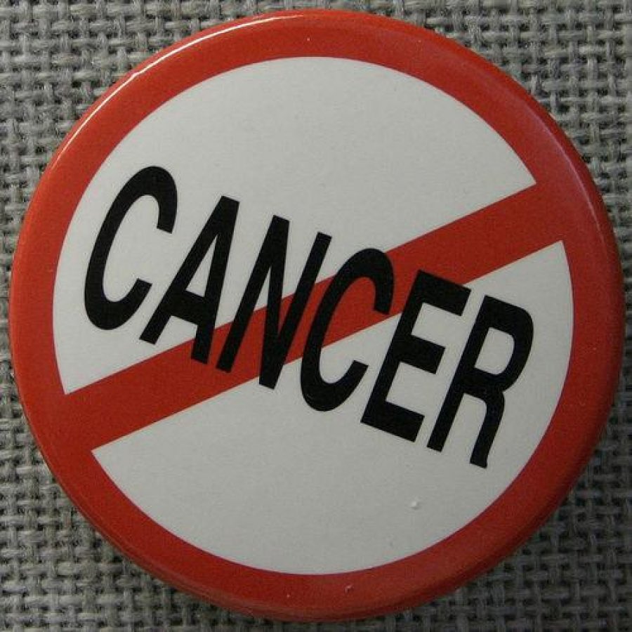 DOITSAVOIR's tweet photo. Entre 30 et 50 % des cancers peuvent être empêchés et prévenus. Voici une série de conseils pour se protéger contre le cancer https://t.co/lAPpFCZEZr