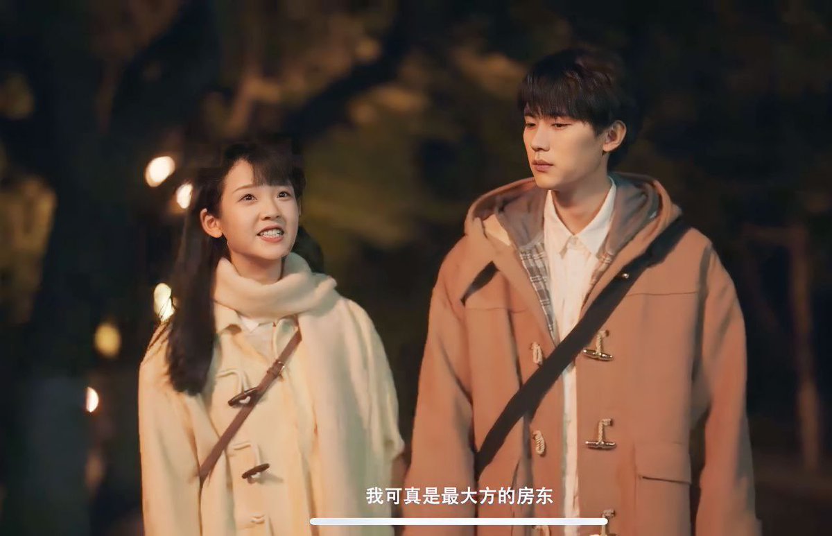 weinesteirrr's tweet photo. our cutest university couple💕

#当我飞奔向你 #wheniflytowardsyou https://t.co/iqbJPaUNMi