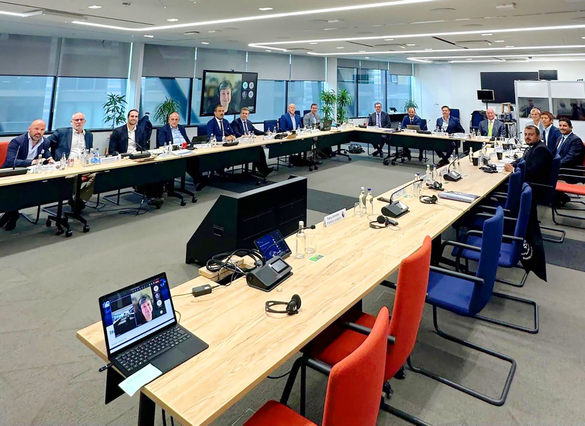 ligaprocorp's tweet photo. En su intervención, propuso un acercamiento de las ligas de Sudamérica con el objetivo de mejorar la gestión de recursos en todas las ligas del continente👏🏻

Continuamos trabajando por la construcción de una liga transparente y profesional🔥

(2/2)

#LigaProInstitucional 🇪🇨💯 https://t.co/YkBhLEI2Xi