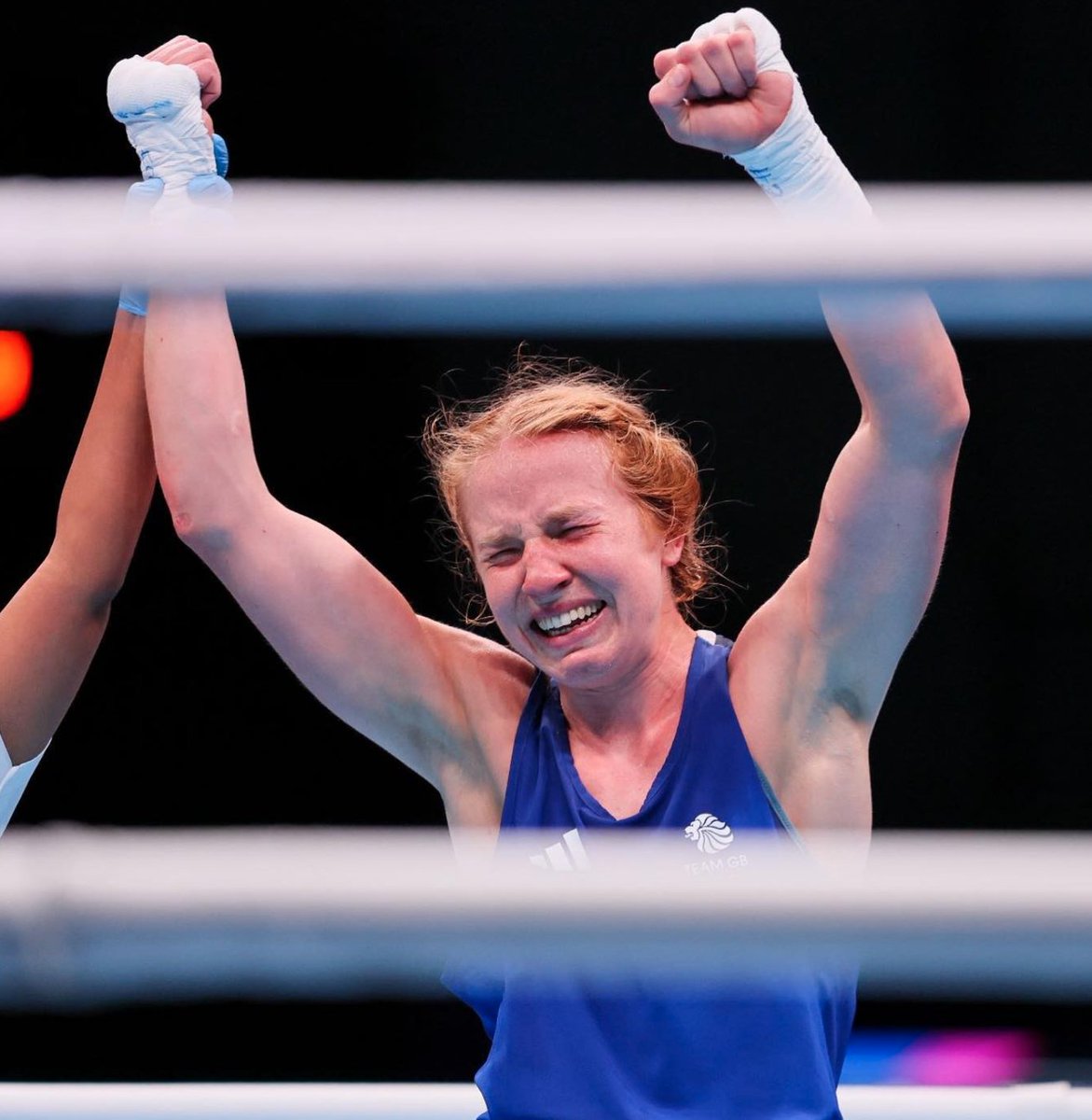 🎟️ OLYMPIAN 🇫🇷 Congratulations to @Rosie_Eccles96 who has qualified for Paris 2024! Earlier today, the light-middleweight defeated Ireland's world class Amy Broadhurst via split decision at the European Games to secure her spot. 📸 @GBBoxing