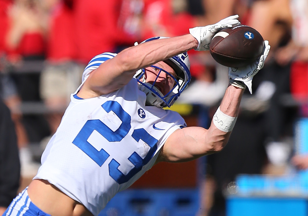 football_sis's tweet photo. SIS Preseason All-Big 12 Returner: Hobbs Nyberg (@Hobbsnyberg9)

22.8 Kickoff Return Avg 📈
11.5 Punt Return Avg 📈
1 of 9 FBS players to have a 40+ yard KO Return AND a 40+ yard PR 😲

@BYUfootball

#GoCougs https://t.co/SxrucHLPbo