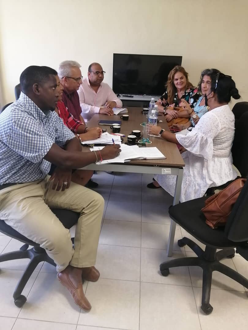 Este miércoles, especialistas de la OFV Negocios Especiales y del grupo de Mercadotecnia realizaron otra visita de trabajo a <a href="/ZEDMarielCuba/">ZED Mariel</a> , donde nuestra empresa cuenta con un elevado número de Asegurados y sigue incrementando su penetración con los #segurosparainversiones.