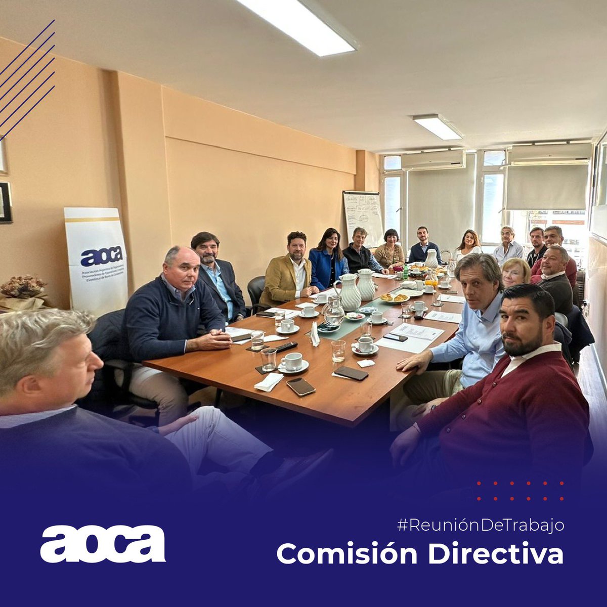 aoca_argentina's tweet photo. 🔹Reunión de trabajo de la Comisión Directiva de AOCA🔹

En este encuentro correspondiente al tercer bimestre del año, nuestras autoridades trataron temas de gran importancia para el desarrollo de nuestra industria.

#AOCAArgentina #ReuniónDeTrabajo #ComisiónDirectiva https://t.co/8FN5rRGADO