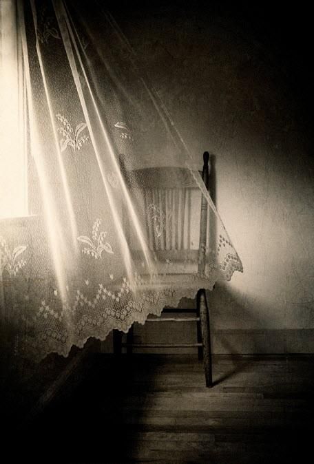 .

“Only mystery allows us to live,
only mystery.”

― Federico García Lorca
.

Joan Kocak
.