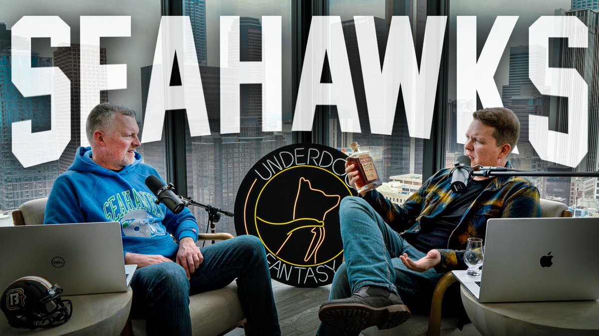 SeaHawkersPod's tweet photo. While we're recording our next episode tonight... #Seahawks fans you're not going to find more in-depth coverage and honest takes on the team than this right here - https://t.co/nuGg7NZ2No
@footballej @brettkollmann #BootlegFootball
Also dudes, 7 seconds flat - Geno is him 😎 https://t.co/pzXOp9CHuP