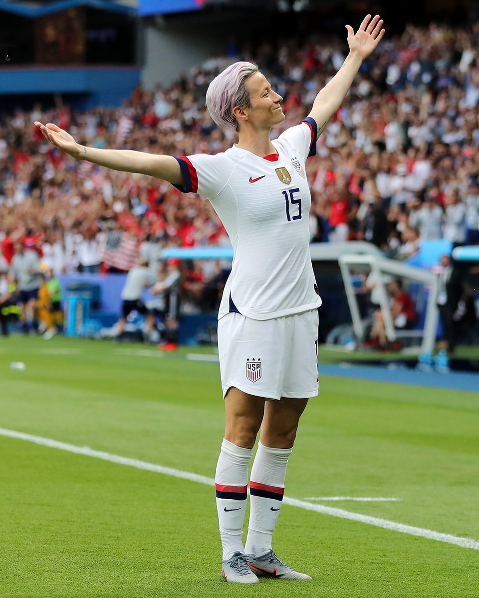 justwsports's tweet image. Four years ago today. Iconic. 🇺🇸

📸: @ElsaGarrison