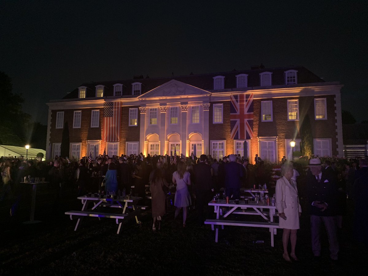 Celebrating the 🇺🇸 🇬🇧 shared values.