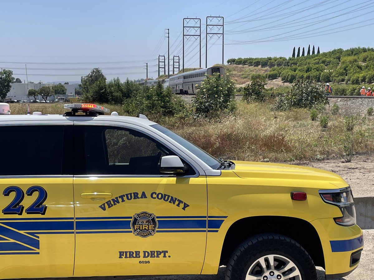 VCFD_PIO's tweet photo. #Gabbert; Incident Update: 15 patients transported. 14 minor, Truck driver taken to a trauma center. A total of 186 people were on board w/13 Amtrak crew members. Passengers are being taken to a unification center. A hotline for families can be reached at 805-465-6650. @VCFD https://t.co/aqC7TyWSsS