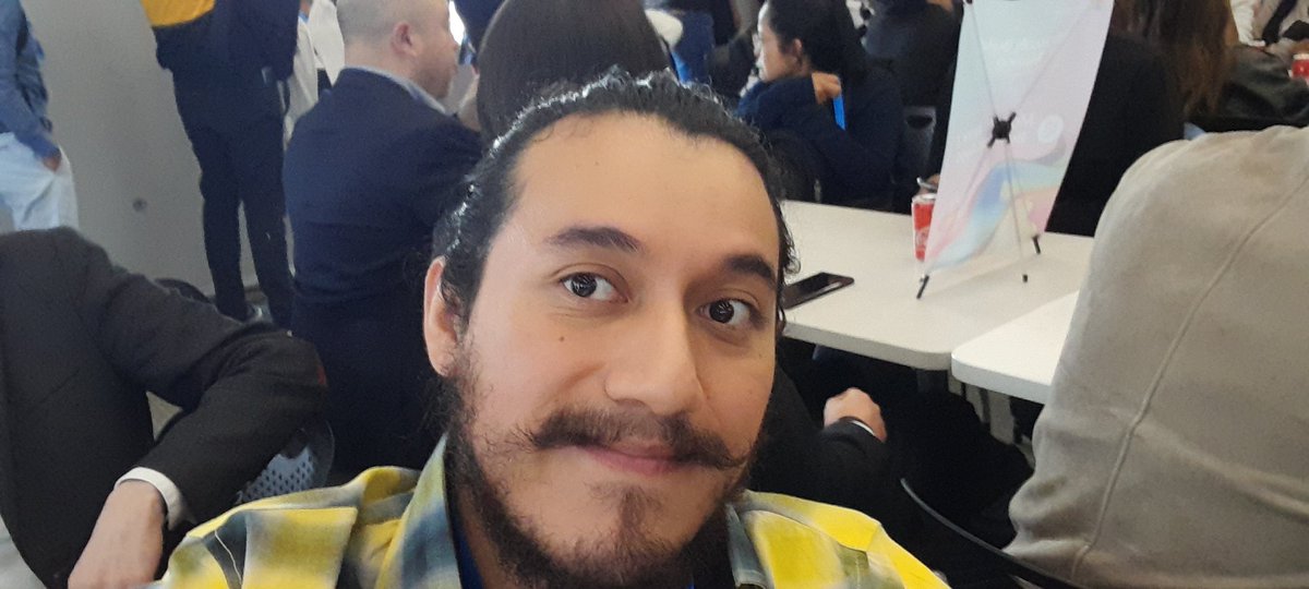 Jonathan5273131's tweet photo. Aquí andamos en el #MSBuildMX pasándola super. Retwittea, likea y comparte https://t.co/dzlbzt8Gw0