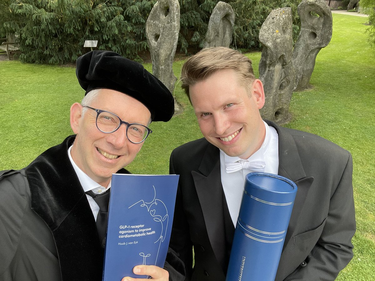 Patrick Rensen (@rensen_lab) on Twitter photo Today Huub van Eyk defended his thesis ‘GLP-1 receptor agonism to improve cardiometabolic health’, also with flying colors! Proud promotor! 😊🎉🎈 <a href="/LUMC_Leiden/">LUMC Leiden</a> Today Huub van Eyk defended his thesis ‘GLP-1 receptor agonism to improve cardiometabolic health’, also with flying colors! Proud promotor! 😊🎉🎈 <a href="/LUMC_Leiden/">LUMC Leiden</a>