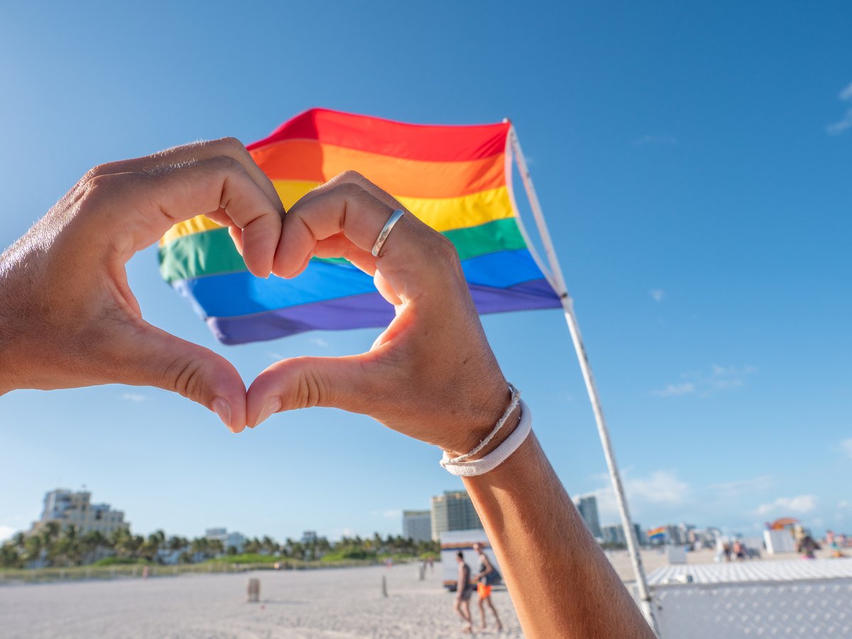 For #PrideMonth & on the 54th anniversary of the #StonewallRiots, we give you our latest blog: 

Taking #LGBTQ+ #Health to #Heart: An Interview with #DrCarlStreedJr on LGBTQ+ #OlderAdults #HeartHealth & #Frailty 

➡️bit.ly/LGBTQprideblog…
#CVD #SDOH @cjstreed @HopkinsMedNews