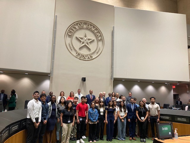 Dallas Works Interns at City of Dallas for new job orientation, building touring, and City Council meeting. <a href="/Johnson4Dallas/">Mayor Eric L. Johnson</a> <a href="/EIFdotorg/">Education is Freedom</a> <a href="/dallasworkstx/">Dallas Works</a>