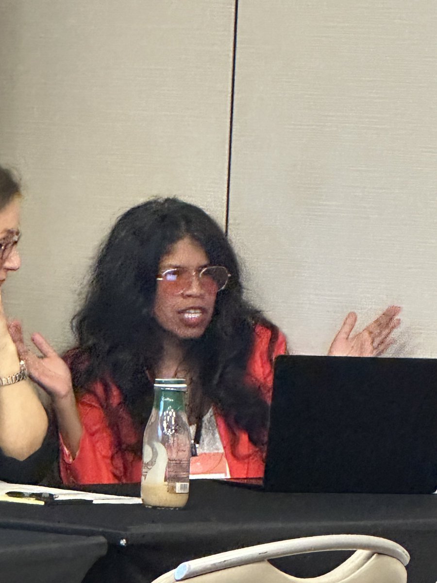 LauraMSlover's tweet photo. ⁦@CenterPointEd⁩’s ⁦@EFGILBERT03⁩ presenting our work on curriculum-aligned assessments. 👏👏👏 https://t.co/tcRnyWOwc3