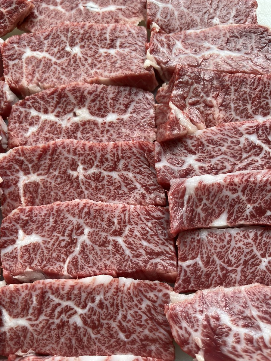 menchi2929's tweet photo. 🥩お肉プレゼント企画🥩
6月の肉(29)の日は@menchi2929 をフォローしてお肉をゲット!

【和牛タン２５０g】
【和牛ハラミ２５０g】
【㊙︎のお肉】

抽選で"３名"の方にプレゼント

【応募条件】
①@menchi2929 をフォロー
②このツイートをいいね&amp;リツイート
③人に優しく生きる

2023/7/12/23:29〆切 https://t.co/wfIFzk55Or