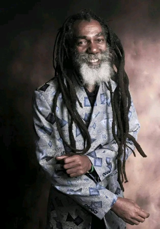 Blessed 71st Earthstrong to the great living legend like Euvin Spence better known in the world like DON CARLOS.

June 29 1952