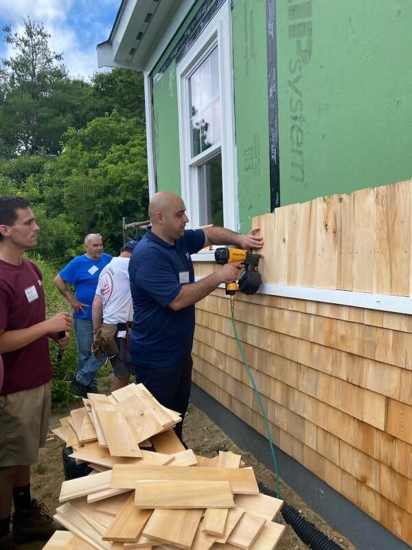 Over the weekend, the Atlantic Subaru Team volunteered at a @CapeCodHabitat event, where we helped work on a family's new home! 💙 #SubaruLovesToHelp

Learn more about Habitat for Humanity of Cape Cod: bit.ly/3NTeiSq