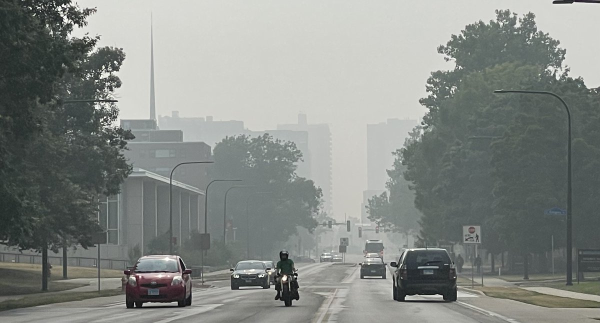 Air that is hazardous to breath amid the second driest spring of my lifetime.

Objectively speaking, probably the most depressing weather day I’ve experienced. 

Looking down Green Street on the University of Illinois campus Wednesday afternoon: