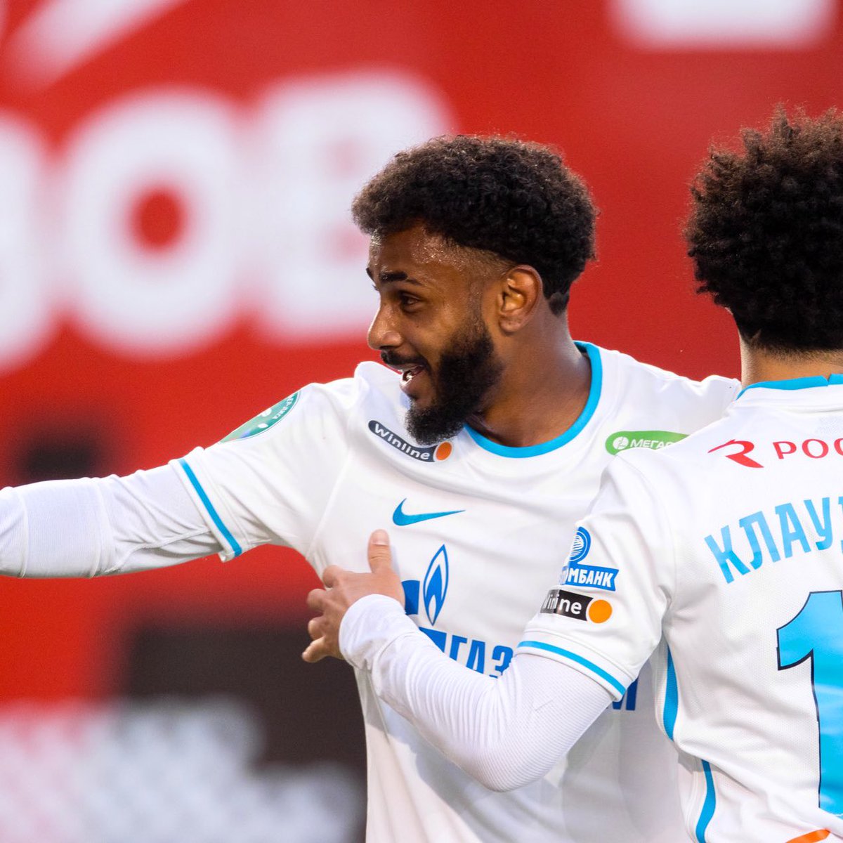 _sccpnews's tweet photo. ⚫️⚪️ | O Corinthians quer contratar o volante Wendel, do Zenit, por empréstimo. 

Já há uma proposta do Timão na mesa do clube russo pelo brasileiro.

📰 | @samircarvalho 
📸 | Divulgação/Zenit https://t.co/1JcIeNHNo1