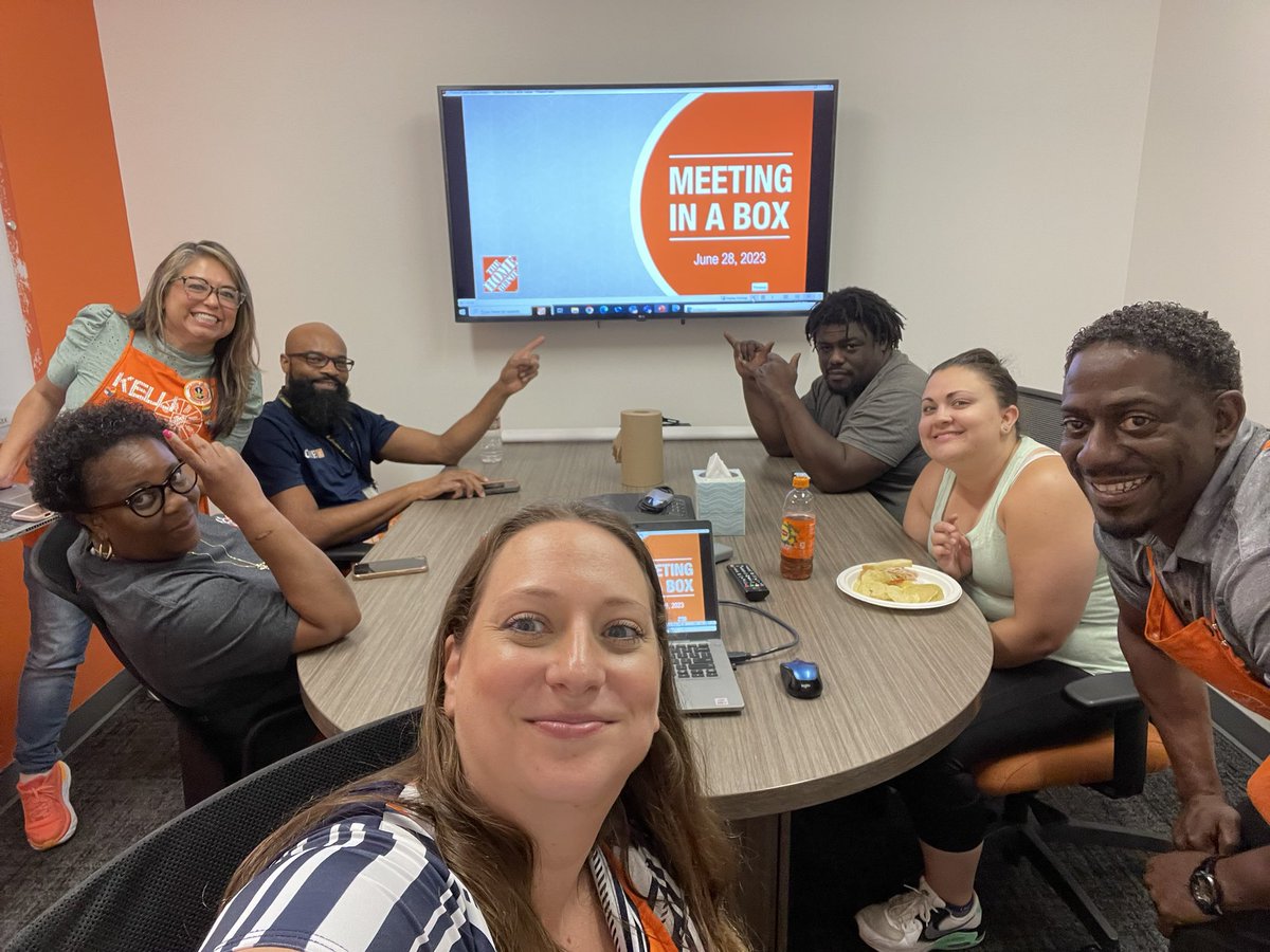 Kelli Watson (@kelli_watson1) on Twitter photo MDO 5922 Tulsa is the best! Loved seeing the associates and leaders. What an amazing team! Thank you for all you do Robin and Team! <a href="/windoverr/">Robin E Lutz</a> <a href="/TekishaSmith/">Tekisha Smith</a> <a href="/Bhutch07/">Brandon Hutchison</a> <a href="/gossett_rosa/">Rosa Gossett</a> <a href="/LabeccaR/">LaBecca Reid</a> MDO 5922 Tulsa is the best! Loved seeing the associates and leaders. What an amazing team! Thank you for all you do Robin and Team! <a href="/windoverr/">Robin E Lutz</a> <a href="/TekishaSmith/">Tekisha Smith</a> <a href="/Bhutch07/">Brandon Hutchison</a> <a href="/gossett_rosa/">Rosa Gossett</a> <a href="/LabeccaR/">LaBecca Reid</a>