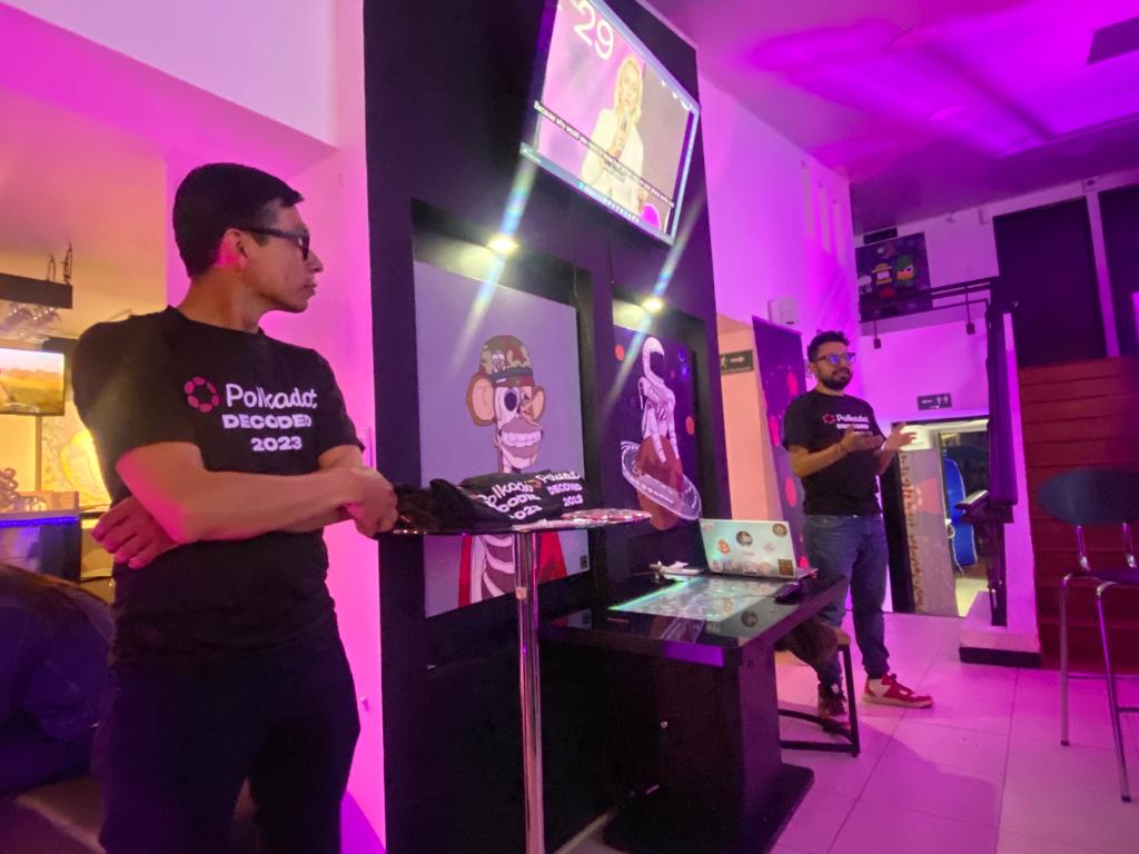Andromedacomp's tweet image. Aquí en el #PolkadotDecoded  en Colombia, #Asoblockchain y #criptolatinfest