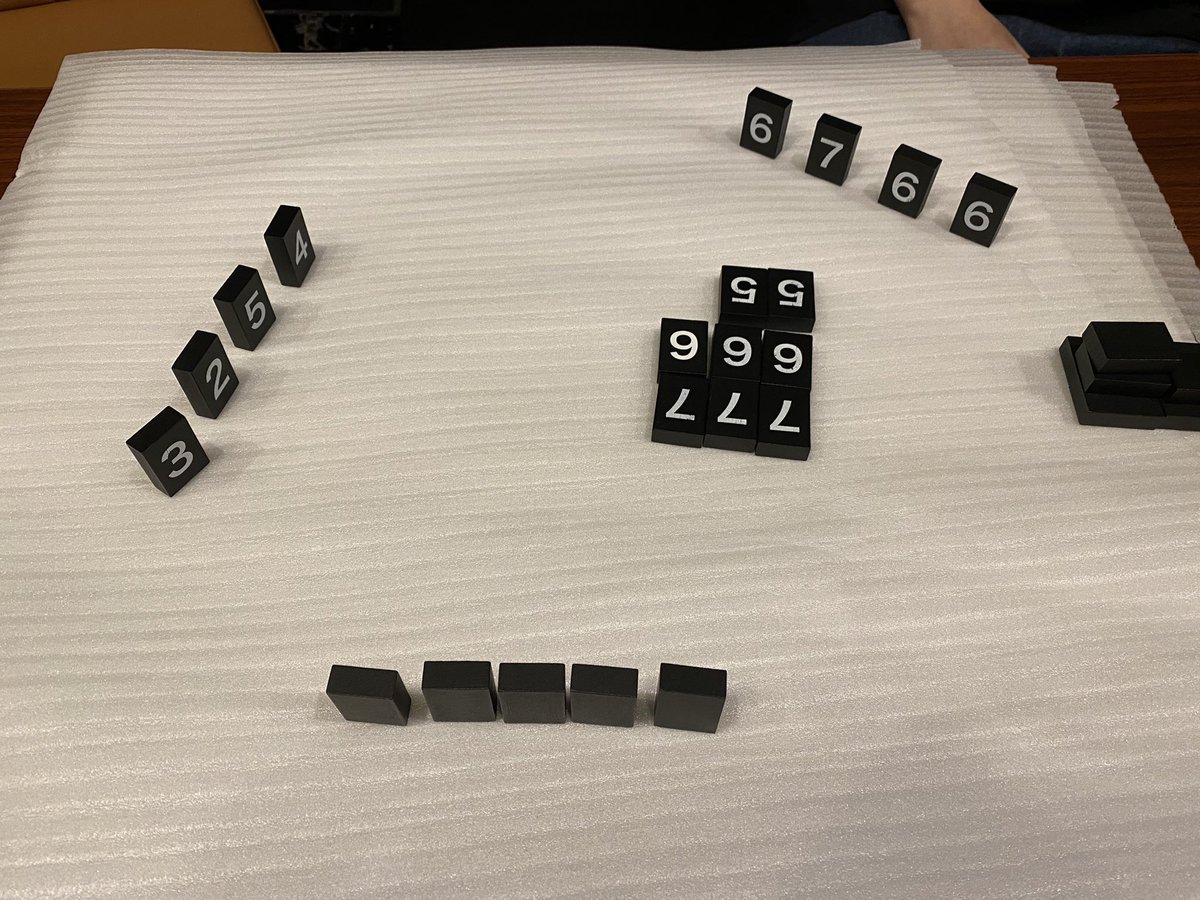 amu_boardgame18's tweet photo. 久々の更新です!
昨日は、Domemoやりました!
自分の数字があてれなくてビリでしたが…😂
でも楽しかったです!
#岡山 #倉敷 #ボードゲーム好きと繋がりたい #Domemo #ボードゲーム初心者 https://t.co/wf7V9zcjKe