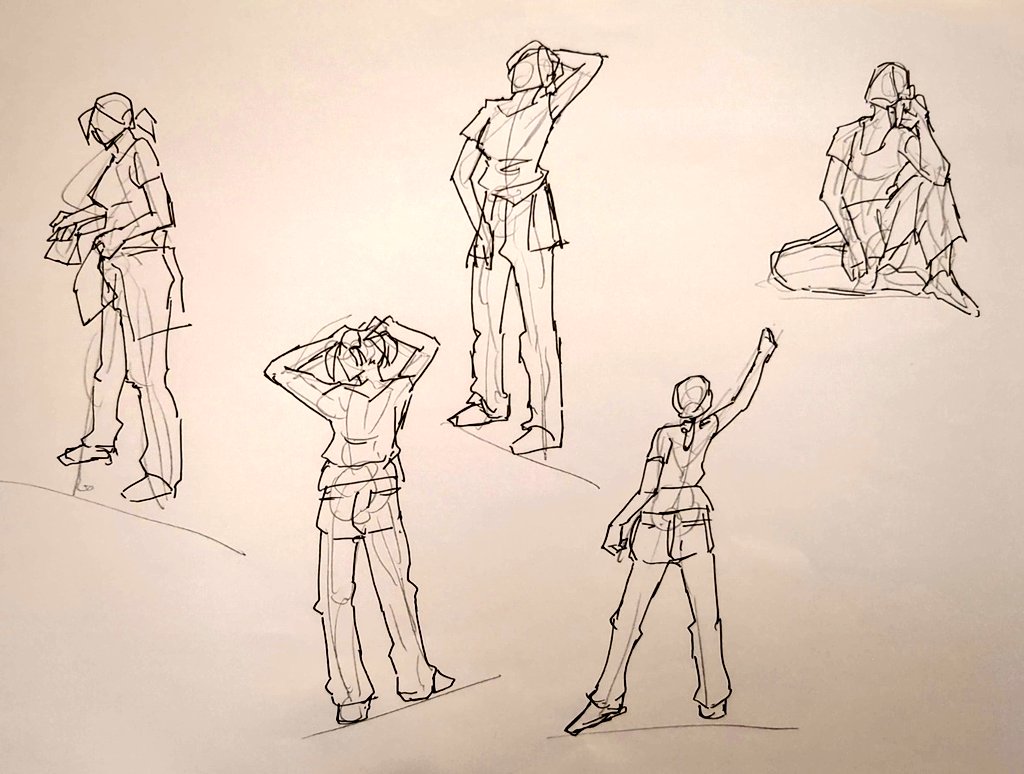 #1日1模写 Ⅲ　
今日は足、お姉さん、公園のトイレ
でした✨
カジュアルクールな
お姉さん良き…🥰🥳
#さとまこクロッキー　#無煙マッチ https://t.co/GtttegTG3E