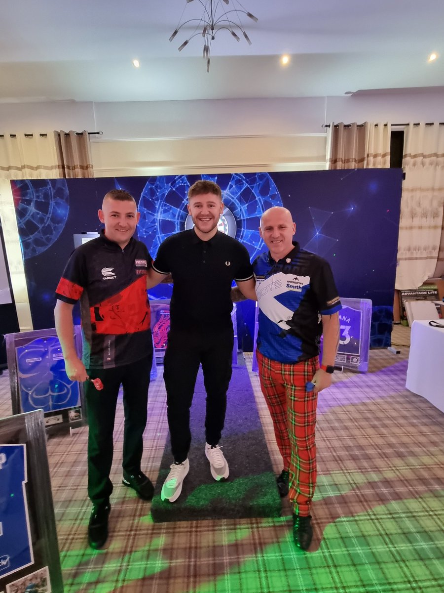 First 'Night at the Darts' with my son <a href="/ZanderPlews/">Zander</a> was an absolute blast! Loved it! <a href="/soots180/">Alan Soutar</a> &amp; <a href="/NathanAspi/">Nathan Aspinall</a> &amp; <a href="/PaulBoothMC/">Paul Booth MC</a> were outstanding! 🎯