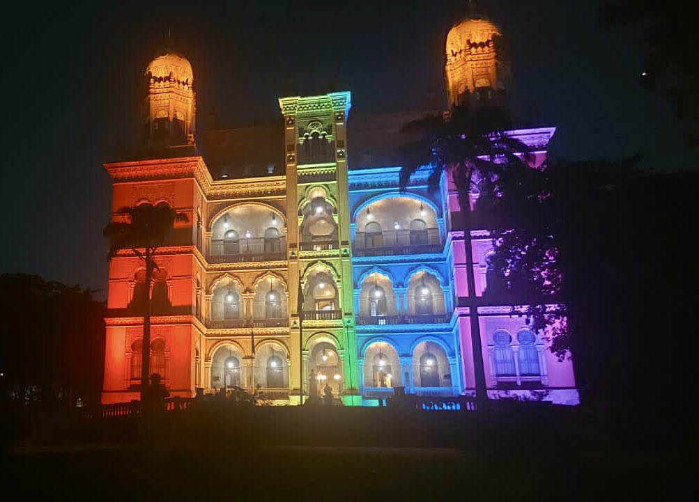 🏳️‍🌈🏰

#DiaDoOrgulhoLGBTQIA 
#orgulholgbt 
#pride 
#fiocruz

(📷: Peter Iliciev)