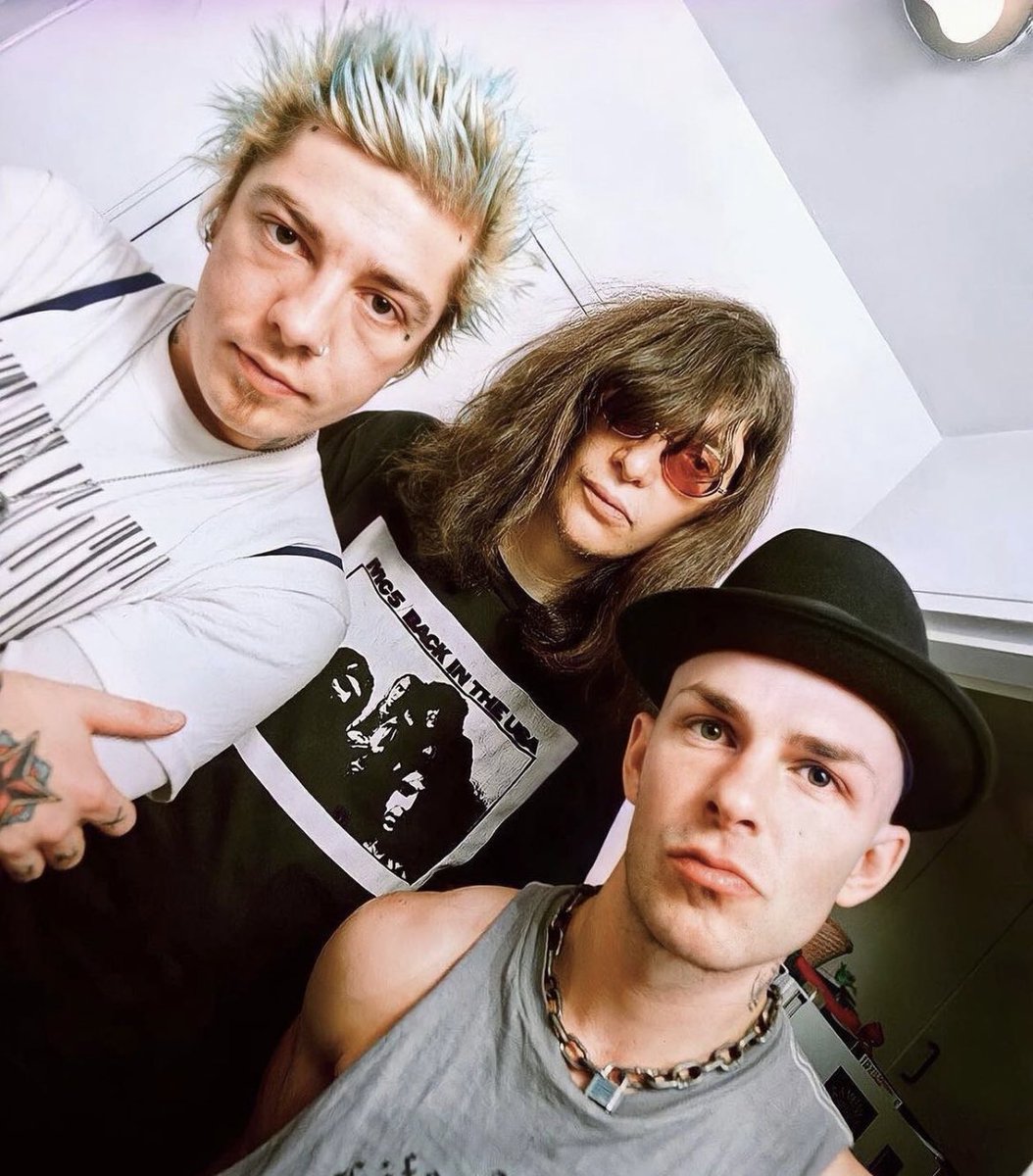 23punk tweet media