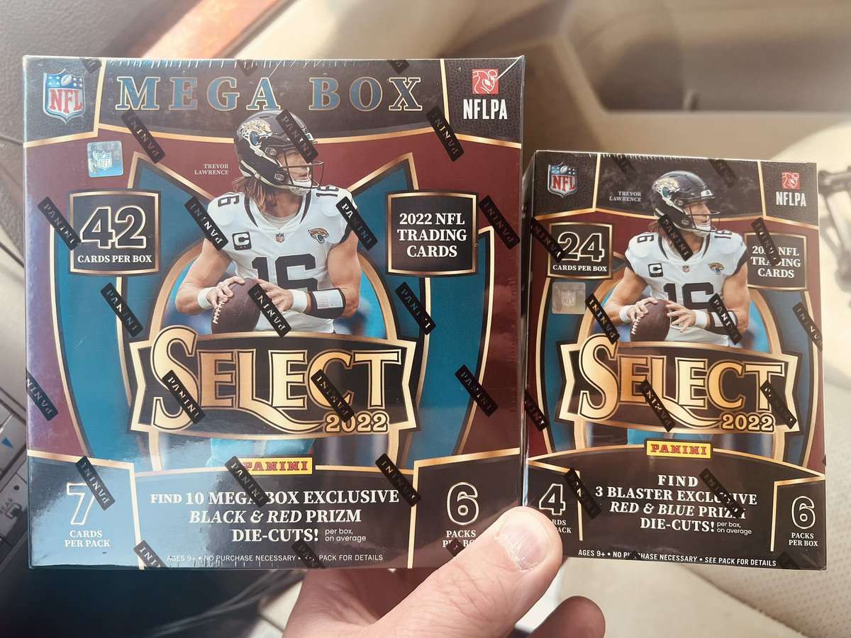 TheHawk177's tweet photo. 🏈#free #giveaway🏈

2022 #panini Select #NFL #football Blaster/Mega Box #WALMART

Entry:

1) #follow @TheHawk177, Retweet, Like, Tag three people

2) Watch the rip on #youtube: https://t.co/0iLDl0oFDP # subscribe, Like, Comment

Simple as! #thehobby #sportscards #whodoyoucollect https://t.co/KxTzFgFTZ9