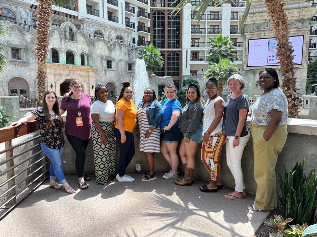 CelesteMyres's tweet photo. Iβm so thankful to have spent time with these women learning, bonding and developing a great plan for WPE at @getyourteachon #wetraintogether #wewintogether #itsagreatdaytobeapanda #wpepandas @HumbleISD_WPE https://t.co/aIaPriCFKR