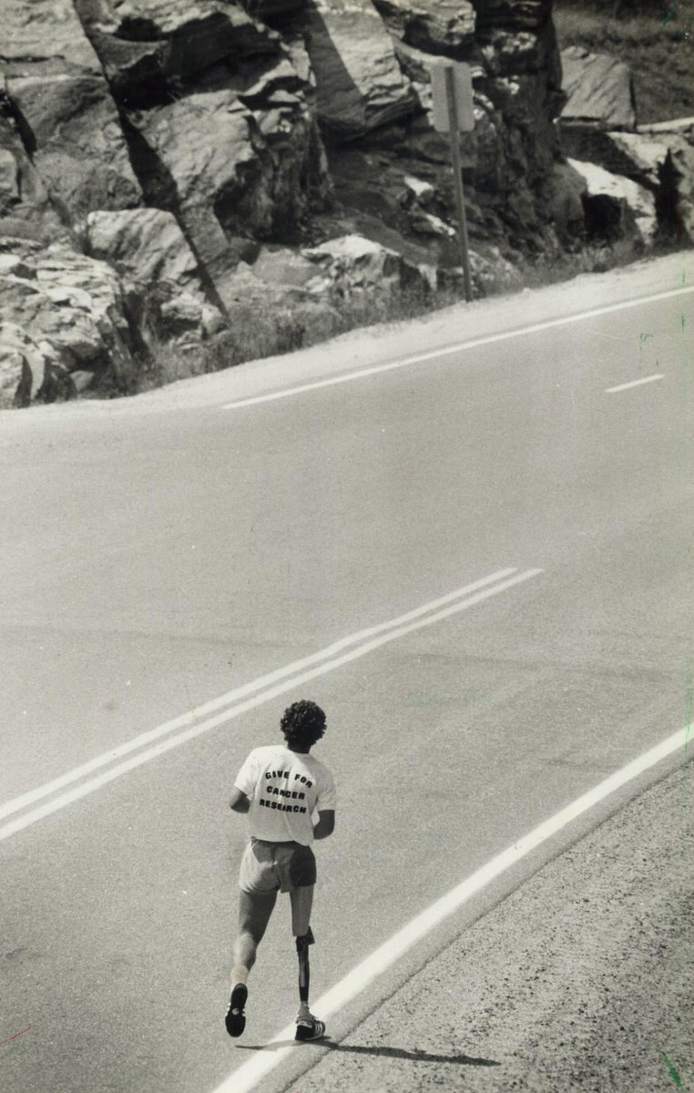 Terry Fox died today in 1981. 
We often see pictures of him with cheering crowds, but here is one of him by himself on the road, running towards the Pacific in his Marathon of Hope.

📸Boris Spremo