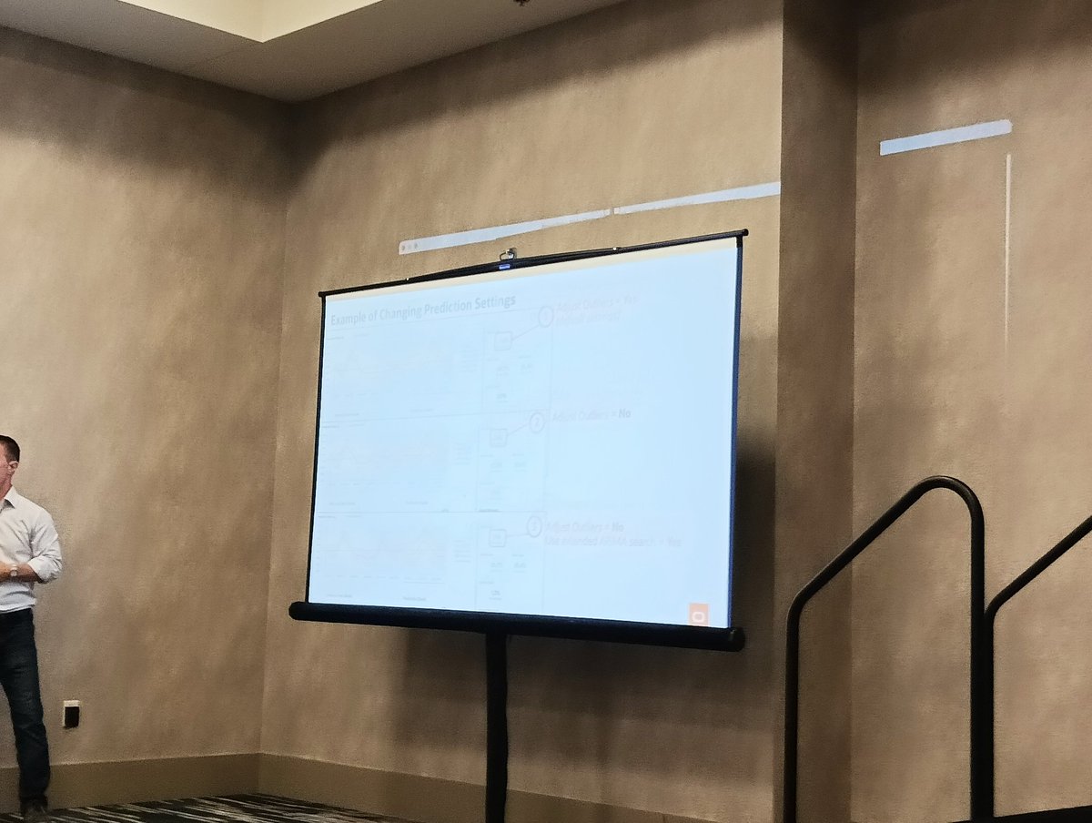 muthurangnathan's tweet photo. Marc Seewald does a deep dive on our IPM Predictive Planning in @oracle EPM Cloud, how to show forecast value add for predicting  vs naive forecast at #Kscope23
#predictiveanalytics #ai #CFO https://t.co/Guo18ve1Og