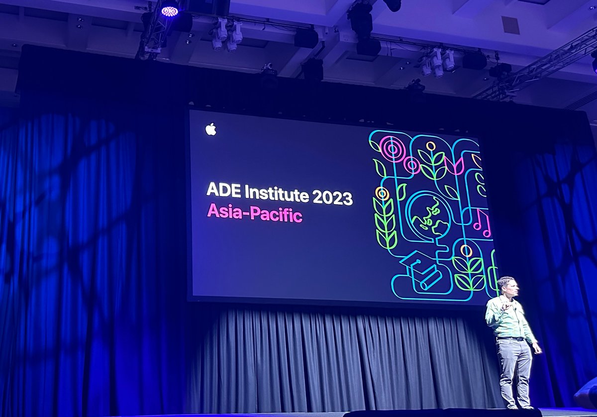 Now I am in Gold Coast to join #ADEInstitute2023 #APAC. There are about 150 people coming around Asia. I'm glad to see you many good friends here!! #ade2023 #AppleEDUchat