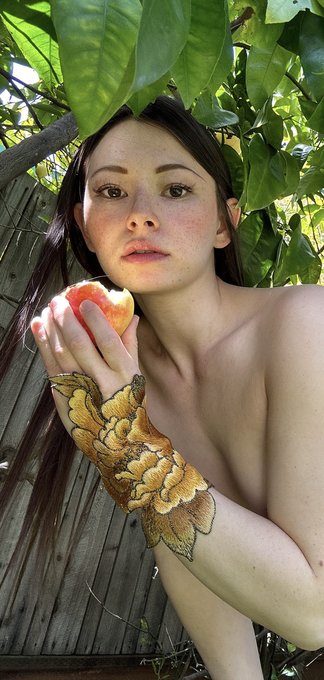 I'd rather lose my innocence, thank you very much https://t.co/akA4wLvMQQ