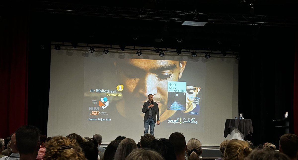 didemm71's tweet photo. Vanavond weer eens een lezing van @oubelkas bij mogen wonen in Leende. Een lezing met een boodschap!! #aanrader #400brievenvanmijnmoeder https://t.co/D91wFMjU4m