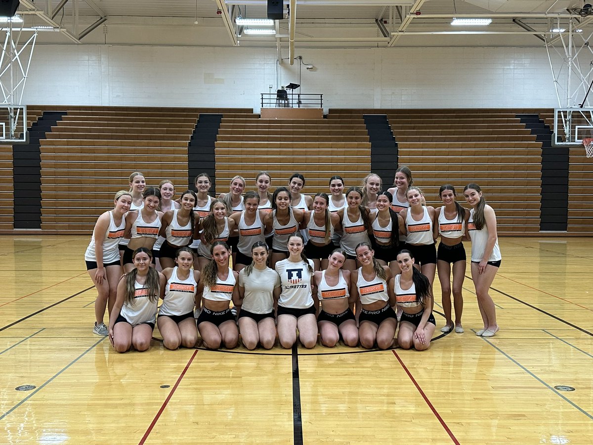 herseydanceteam's tweet photo. Competition Choreography ☑️

Thank you to our amazing choreographers for this gorgeous routine! It was so fun working with our alum and current Illinette, Kelly McCall, and her amazing duet partner and current Alabama dancer, Maggie Feldstein, on this routine!! We love you two!! https://t.co/6DyZcorilz